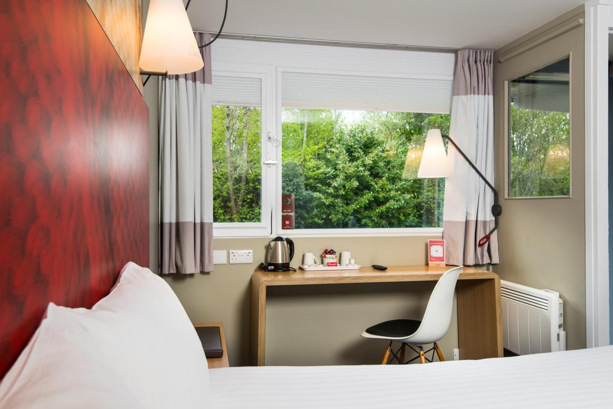 Ibis Plymouth Hotel Ngoại thất bức ảnh